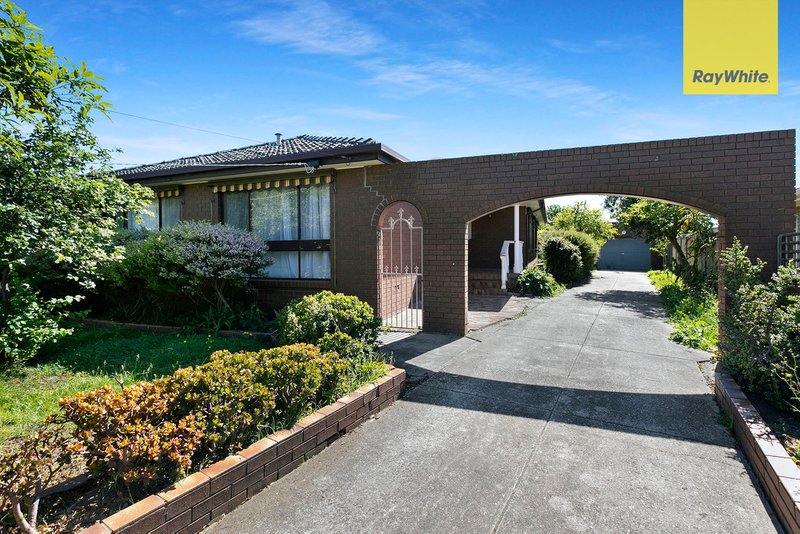 12 Revell Crescent, St Albans VIC 3021