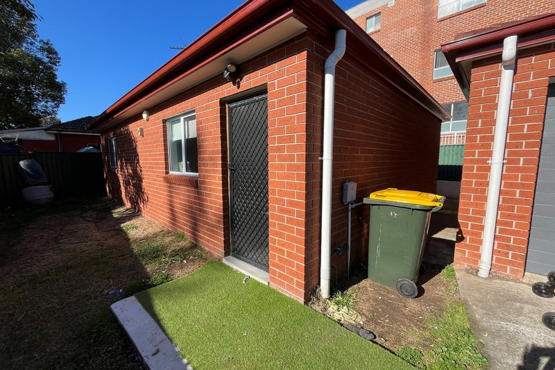 Photo - 1/2 Rhodes Avenue, Guildford NSW 2161 - Image 1