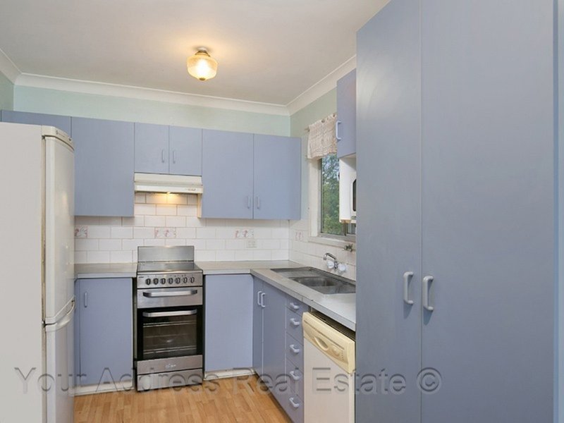 Photo - 12 Rhodes Street, Loganlea QLD 4131 - Image 5