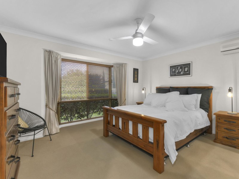 Photo - 12 Ridley Road, Bridgeman Downs QLD 4035 - Image 9