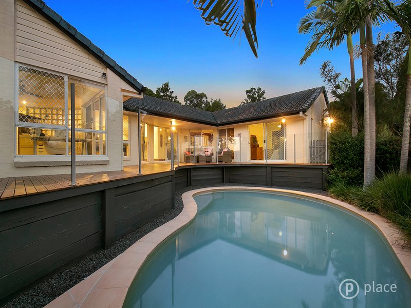 Photo - 12 Ringway Place, Chapel Hill QLD 4069 - Image 12