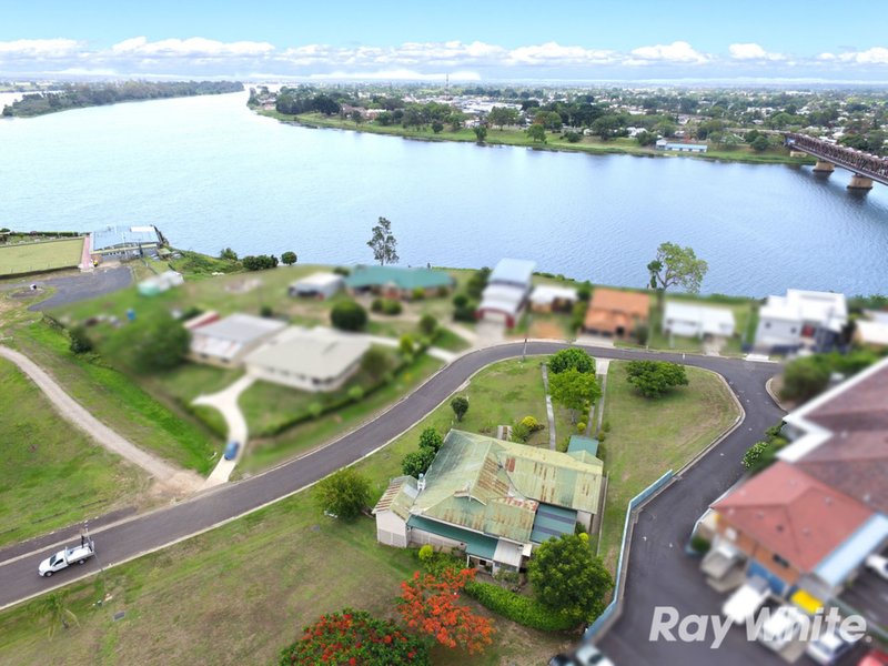 12 Riverside Drive, South Grafton NSW 2460