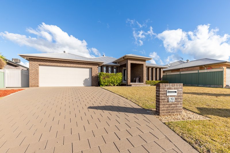 12 Riviera Avenue, Dubbo NSW 2830