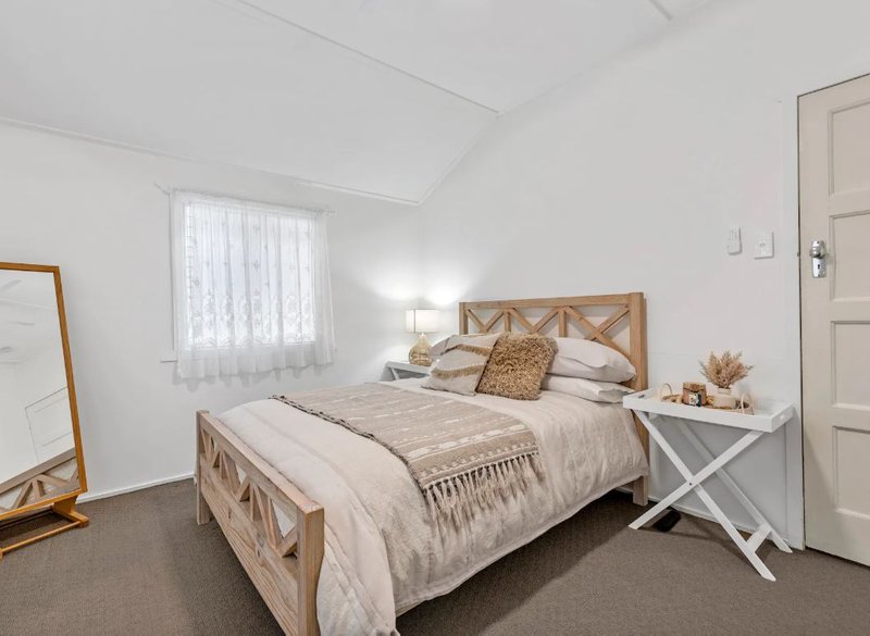 Photo - 12 Robertson Avenue, Margate QLD 4019 - Image 9