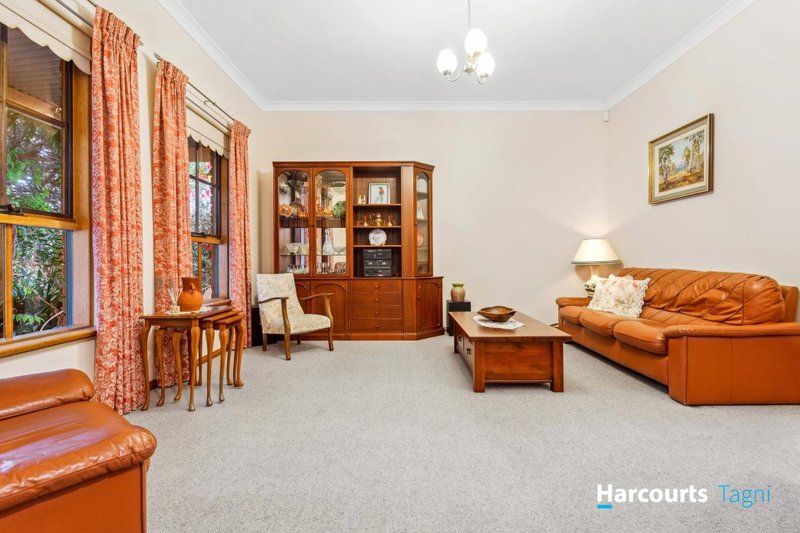 Photo - 12 Robin Court, Flagstaff Hill SA 5159 - Image 4