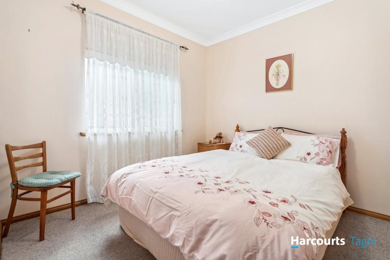 Photo - 12 Robin Court, Flagstaff Hill SA 5159 - Image 13