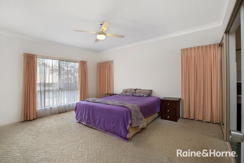 Photo - 12 Robynne Place, Kuraby QLD 4112 - Image 8