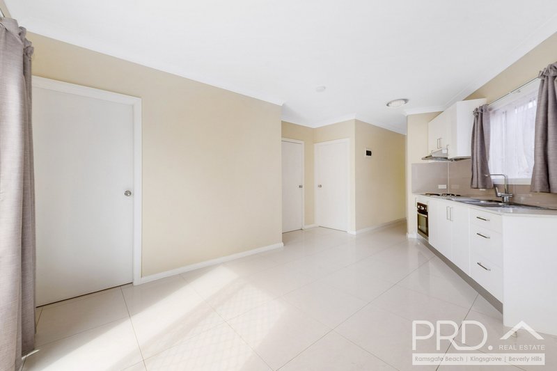 Photo - 12 Rodney Crescent, Beverly Hills NSW 2209 - Image 7