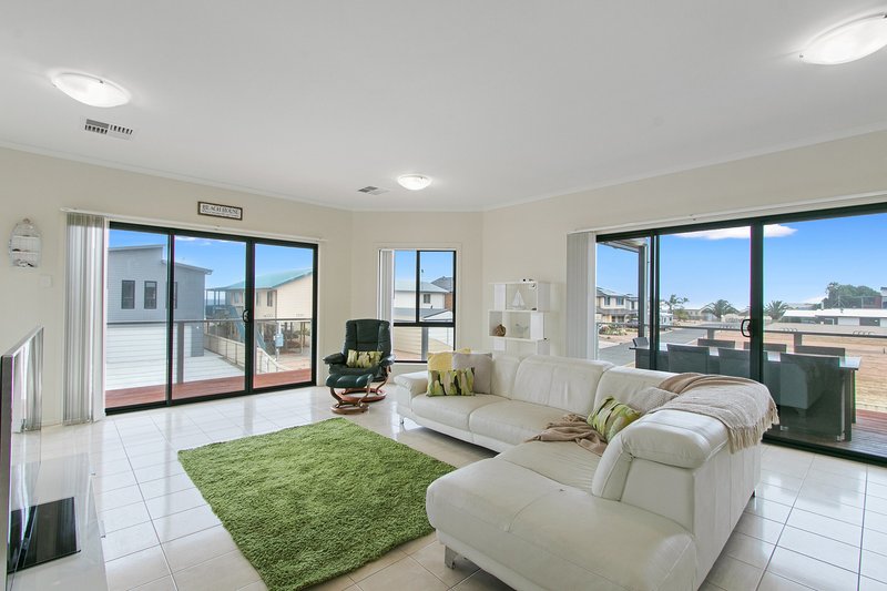 Photo - 12 Rose Avenue, North Beach SA 5556 - Image 7