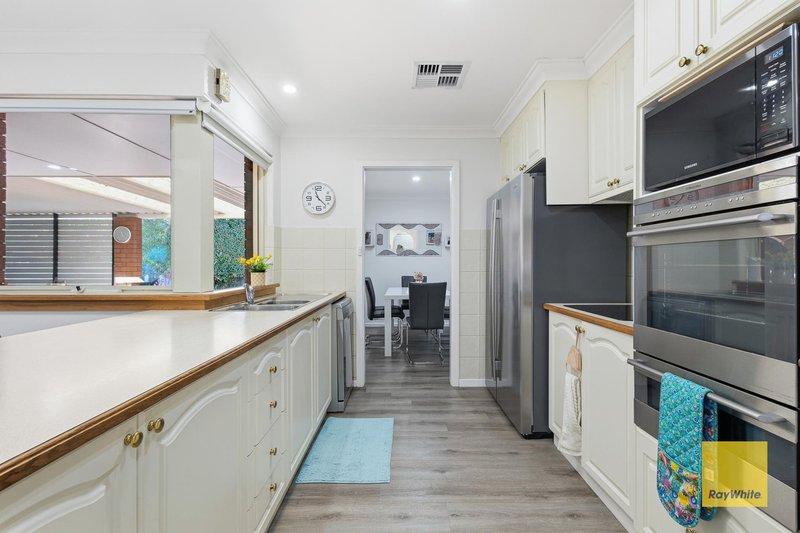 Photo - 12 Rosea Close, Maida Vale WA 6057 - Image 12