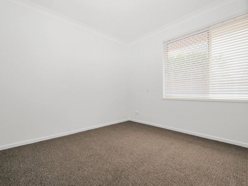 Photo - 12 Rosella Court, Ormeau QLD 4208 - Image 12