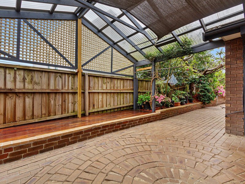 Photo - 12 Ross Road, Croydon VIC 3136 - Image 10