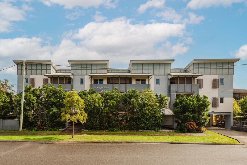 Photo - 1/2 Rowell Street, Zillmere QLD 4034 - Image 1