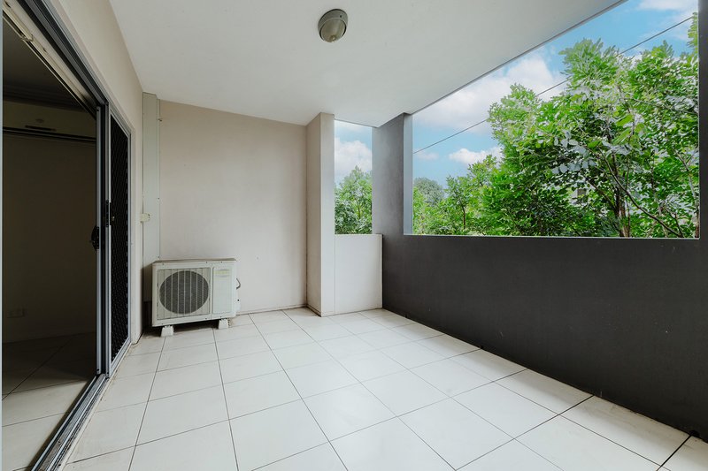 Photo - 1/2 Rowell Street, Zillmere QLD 4034 - Image 13