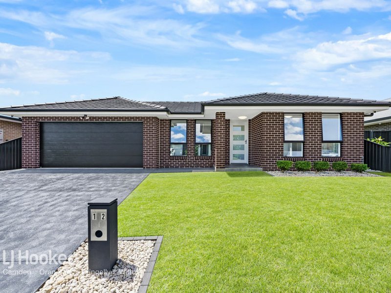 12 Roy Crescent, Thirlmere NSW 2572