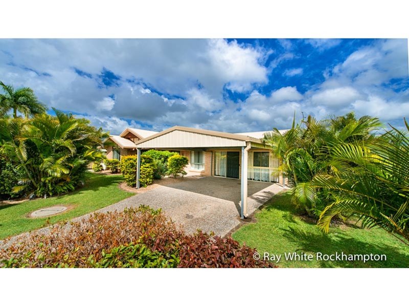 Photo - 12 Royes Crescent, Norman Gardens QLD 4701 - Image 2