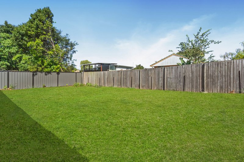 Photo - 12 Rudge Street, Woodridge QLD 4114 - Image 11