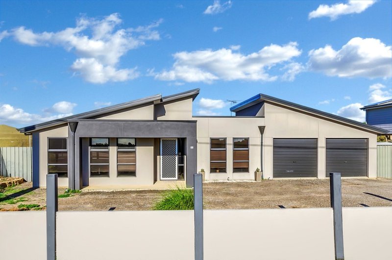 12 Ruskin Road, Thompson Beach SA 5501