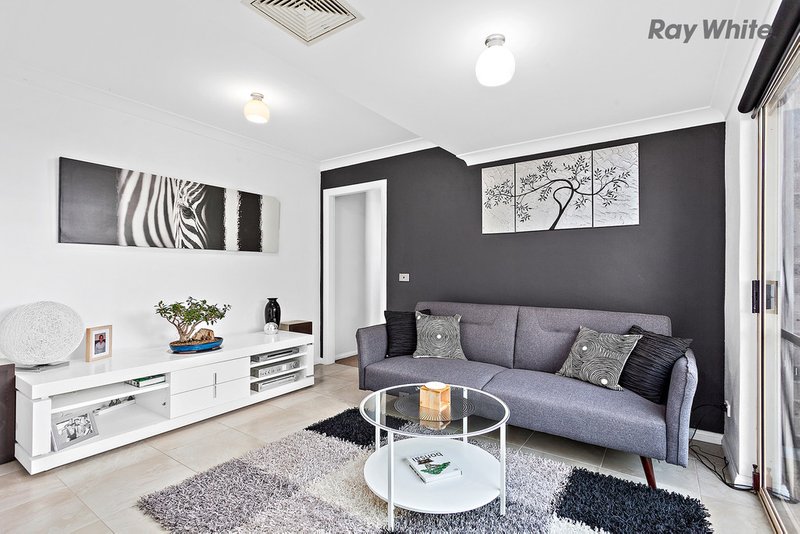 1/2 Russell Street, Albion Park NSW 2527