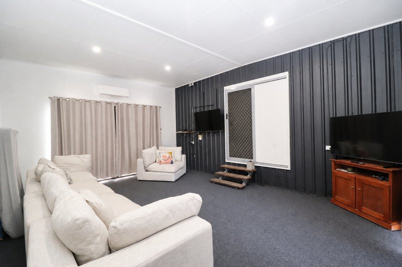 Photo - 12 S S Heatherbell Avenue, Jerona QLD 4809 - Image 3