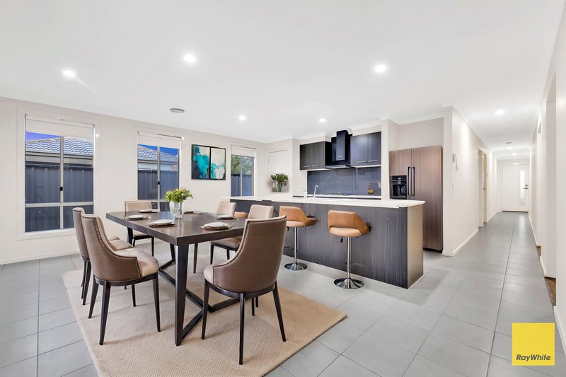 Photo - 12 Samantha Court, Tarneit VIC 3029 - Image 4