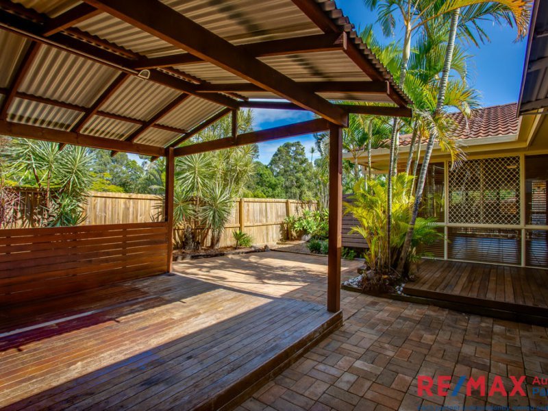 Photo - 12 Sandalwood Terrace, Nerang QLD 4211 - Image 11