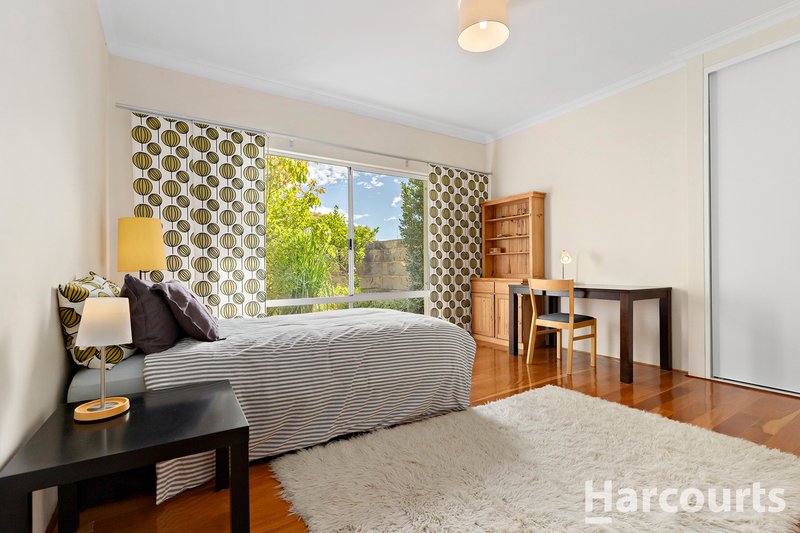 Photo - 12 Sandbridge Way, Meadow Springs WA 6210 - Image 9