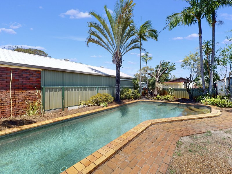 12 Sandpiper Street, Beachmere QLD 4510