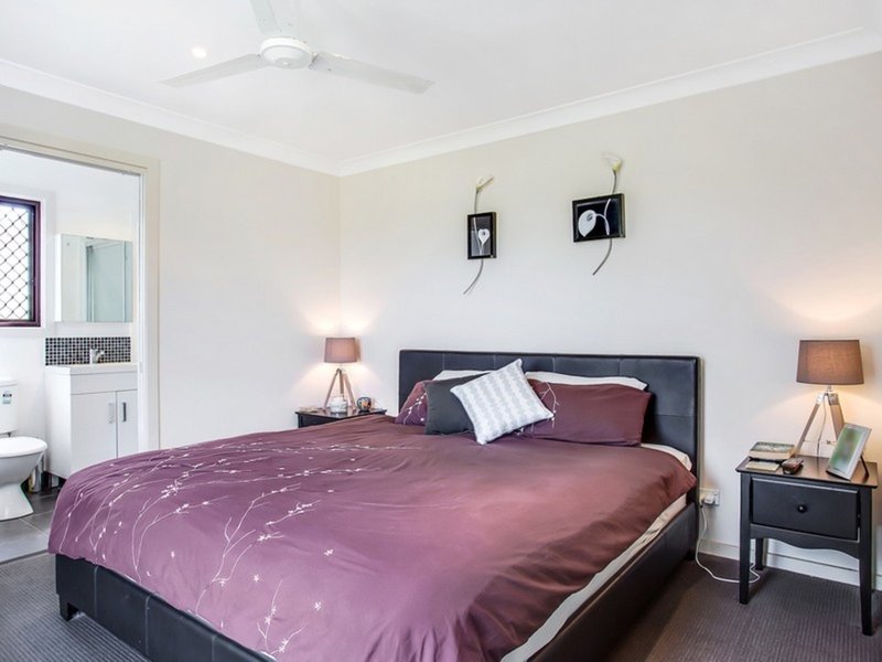 Photo - 12 Saraji Street, Worongary QLD 4213 - Image 4