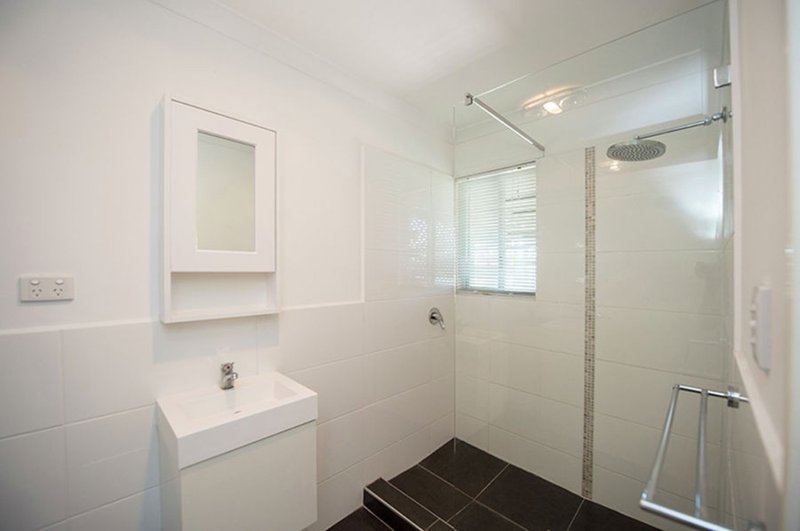 Photo - 12 Satinay Street, New Auckland QLD 4680 - Image 9