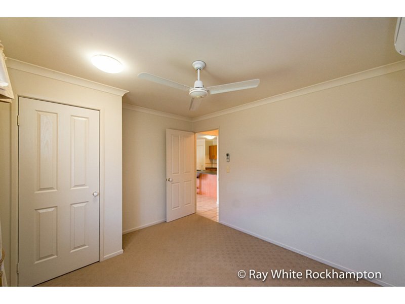 Photo - 12 Satinwood Avenue, Norman Gardens QLD 4701 - Image 7