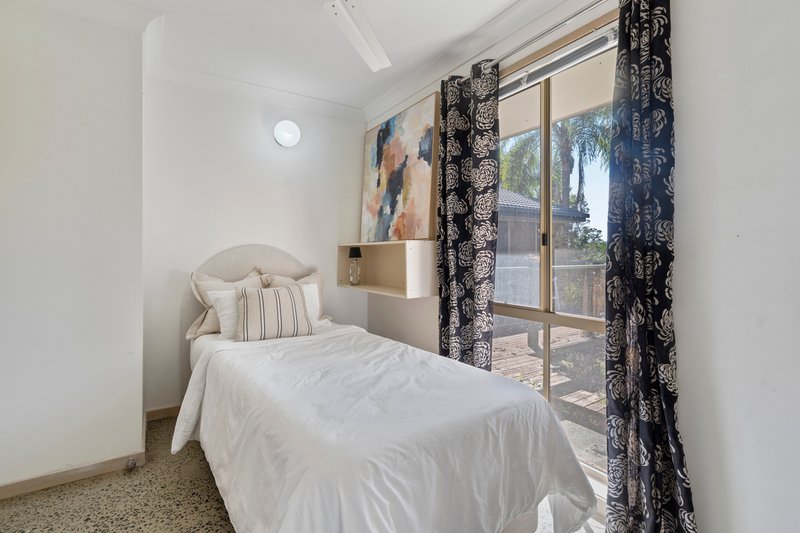 Photo - 12 Saunders Drive, Bonogin QLD 4213 - Image 16
