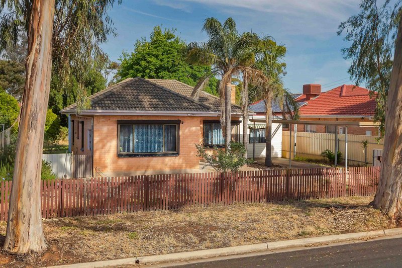 12 Saxon Street, Pooraka SA 5095