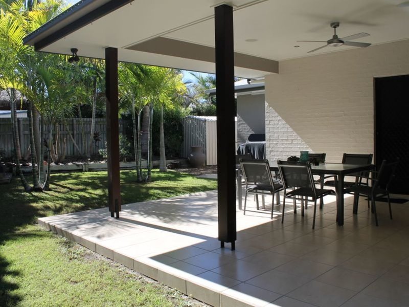 Photo - 12 Schooner Street, Tannum Sands QLD 4680 - Image 13