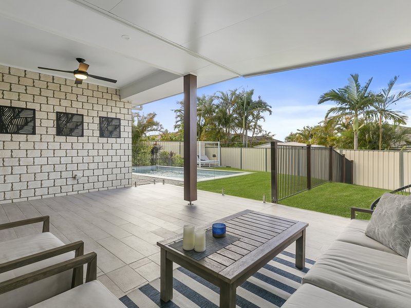 Photo - 12 Seaforth Street, Sandstone Point QLD 4511 - Image 26