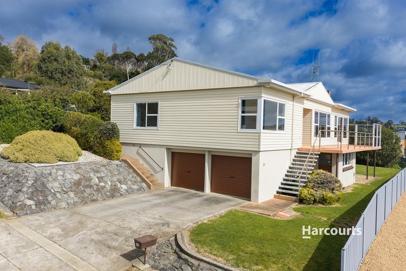 Photo - 12 Seaside Crescent, Penguin TAS 7316 - Image 1