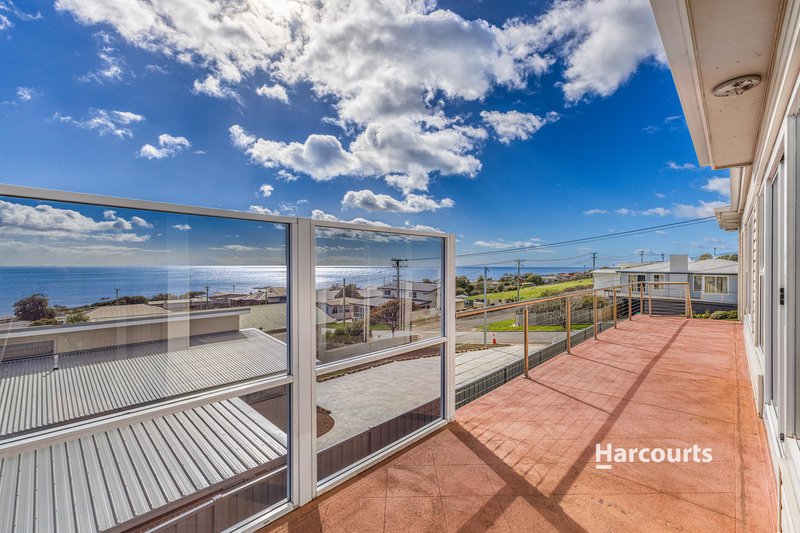Photo - 12 Seaside Crescent, Penguin TAS 7316 - Image 3