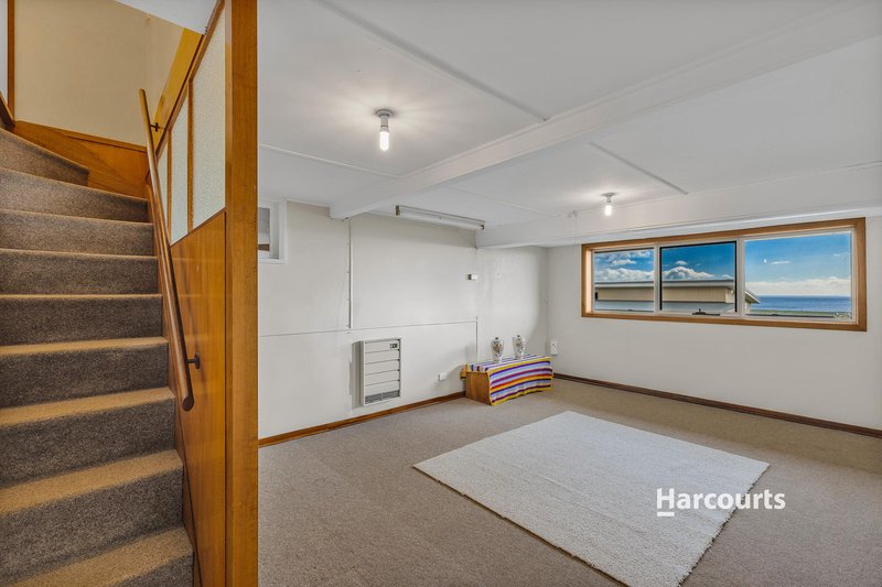 Photo - 12 Seaside Crescent, Penguin TAS 7316 - Image 17