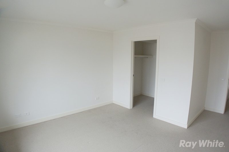 Photo - 12 Selhurst Park Road, Mulgrave VIC 3170 - Image 7