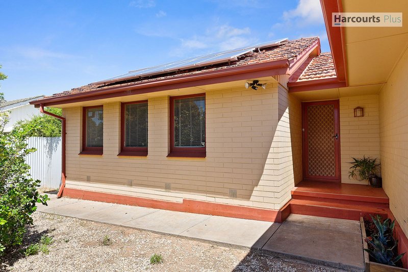 Photo - 12 Selway Terrace, O'Sullivan Beach SA 5166 - Image 2