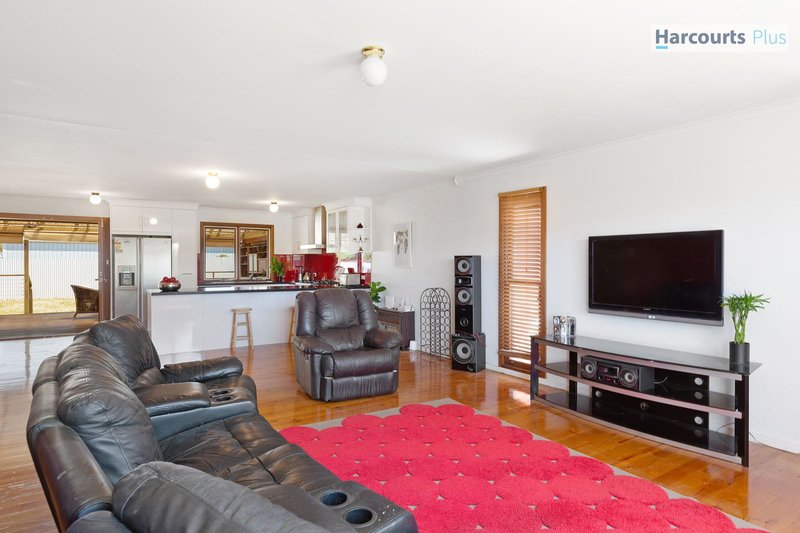 Photo - 12 Selway Terrace, O'Sullivan Beach SA 5166 - Image 4