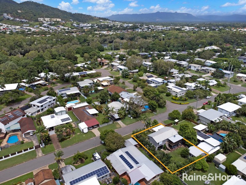 Photo - 12 Selwyn Street, Cranbrook QLD 4814 - Image 16