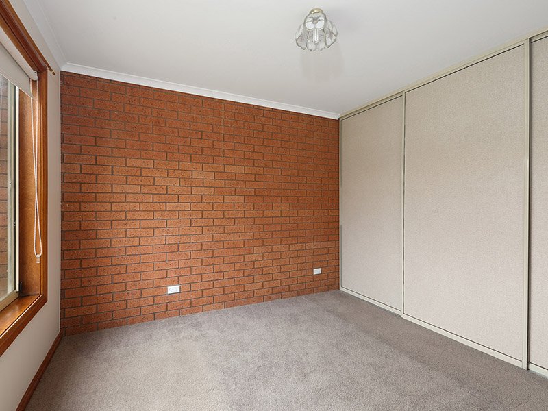 Photo - 1/2 Selwyn Street, Lara VIC 3212 - Image 8