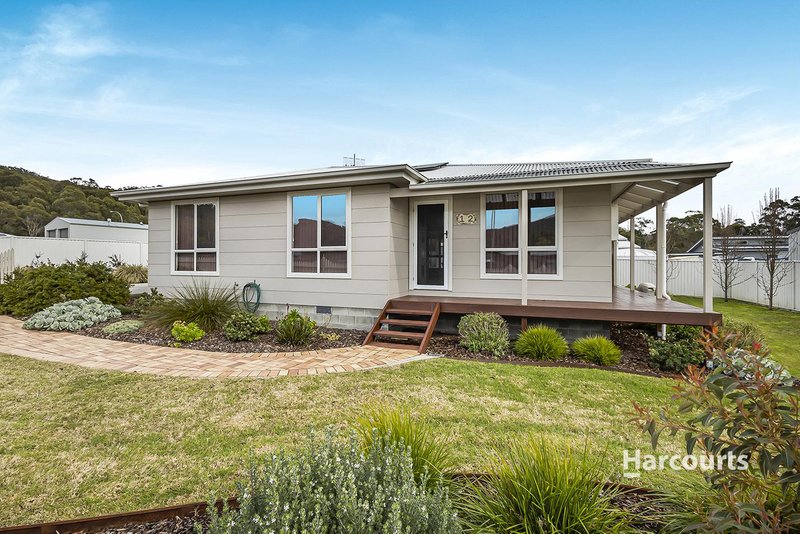 12 Serrata Crescent, Sisters Beach TAS 7321