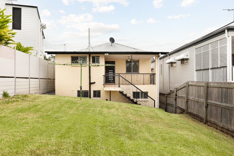 Photo - 12 Seventh Avenue, Windsor QLD 4030 - Image 17