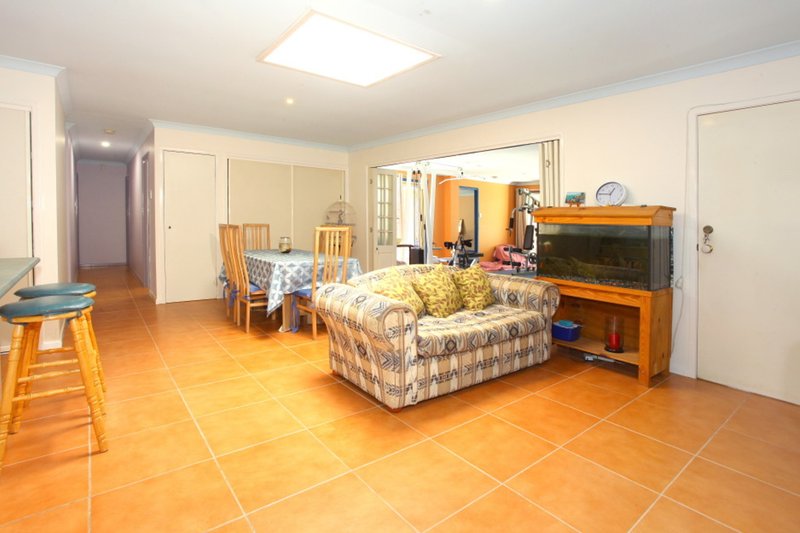 Photo - 12 Sexton Court, Molendinar QLD 4214 - Image 3