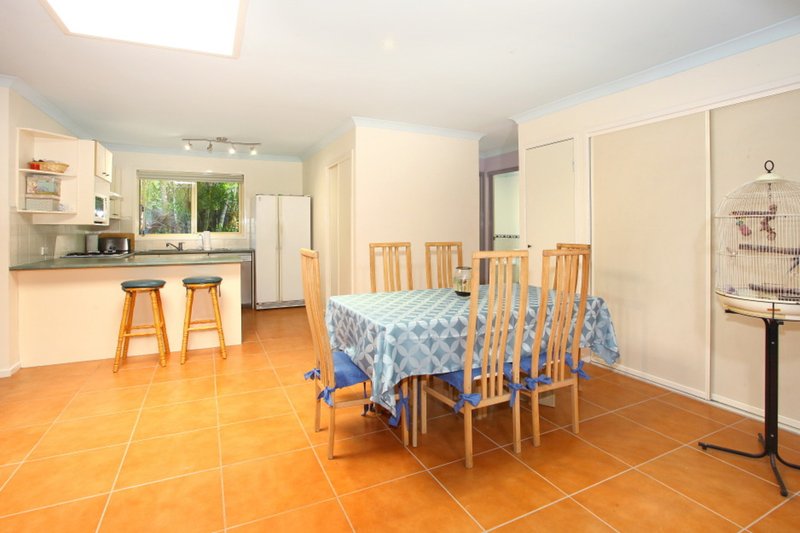 Photo - 12 Sexton Court, Molendinar QLD 4214 - Image 5