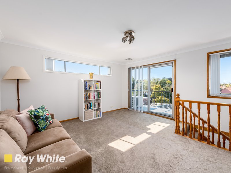 Photo - 12 Shaw Avenue, Earlwood NSW 2206 - Image 9