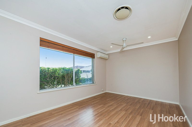 Photo - 12 Shelburn Road, Thornlie WA 6108 - Image 18