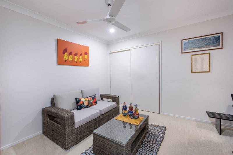 Photo - 12 Shelley Avenue, Mount Warren Park QLD 4207 - Image 9